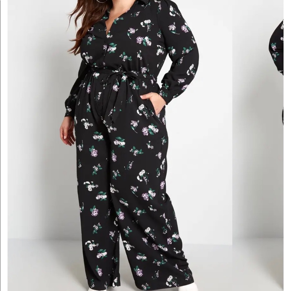 ModCloth Everything & More Floral Jumpsuit Small